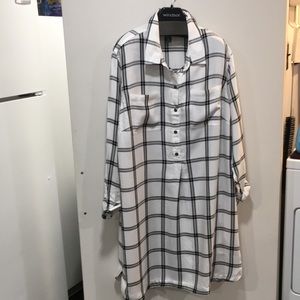 Great oversized shirt or shirt dress